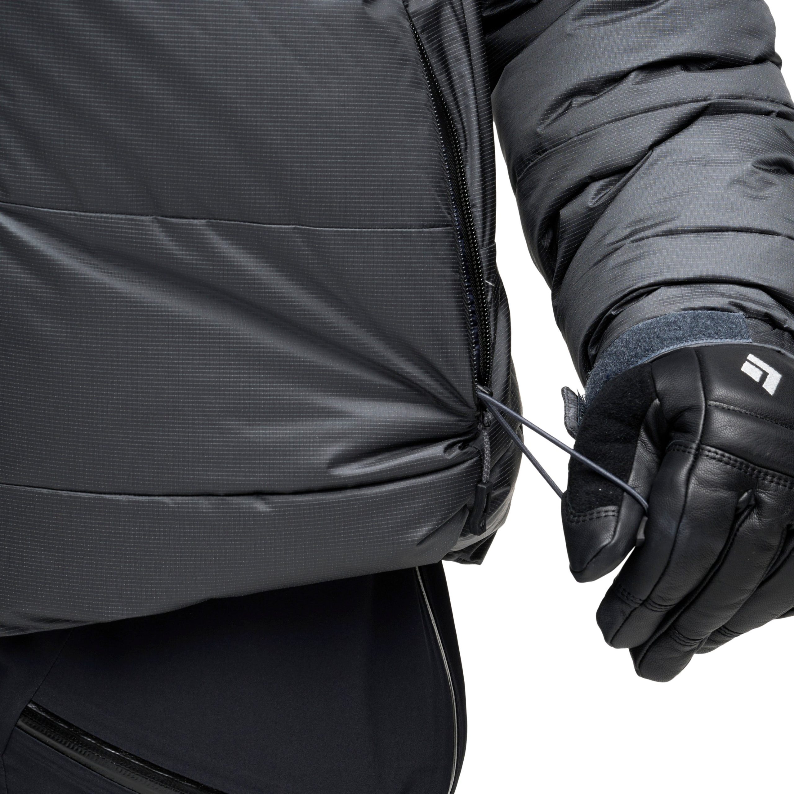 Women's Mission Down 6000 M Parka - Image 8
