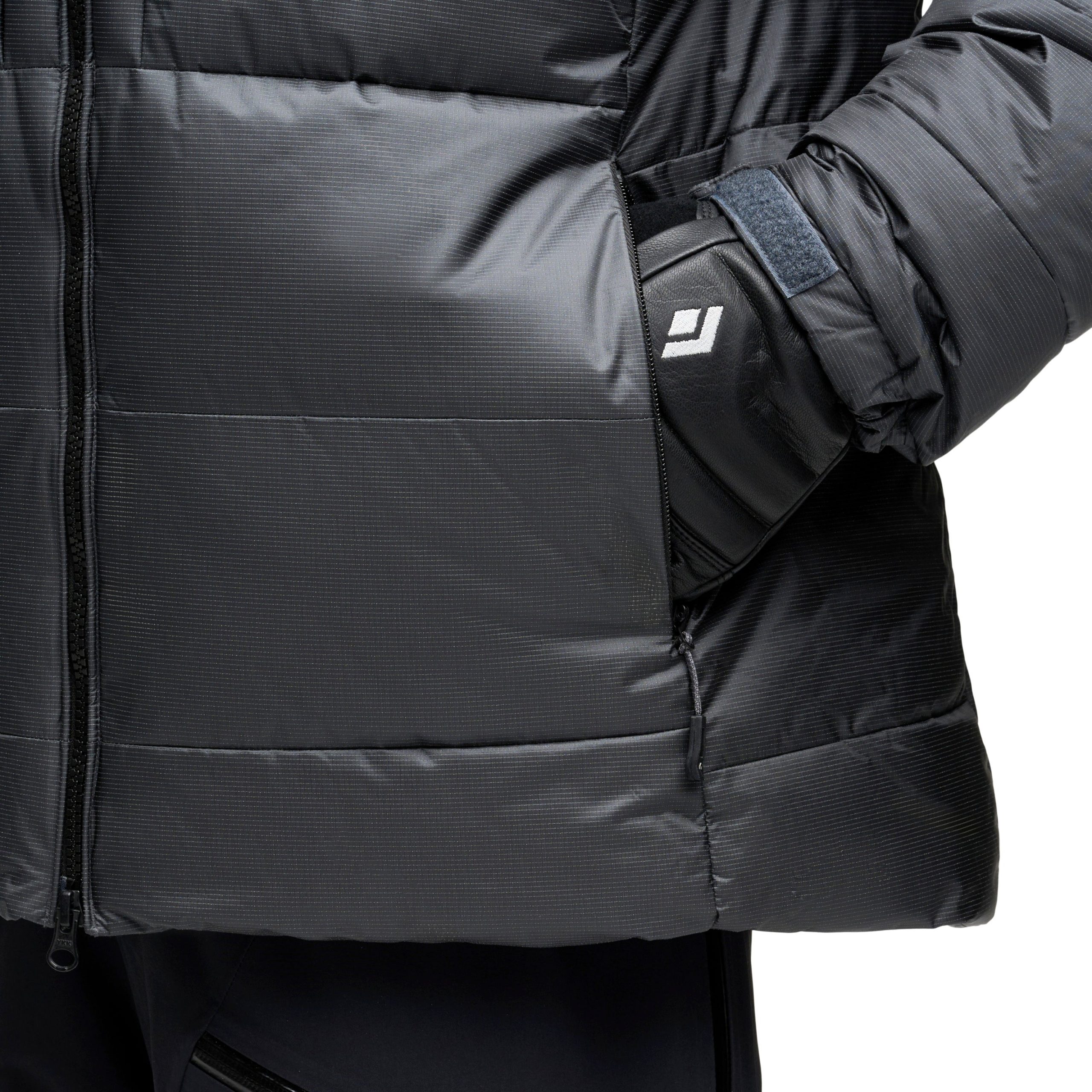 Women's Mission Down 6000 M Parka - Image 9