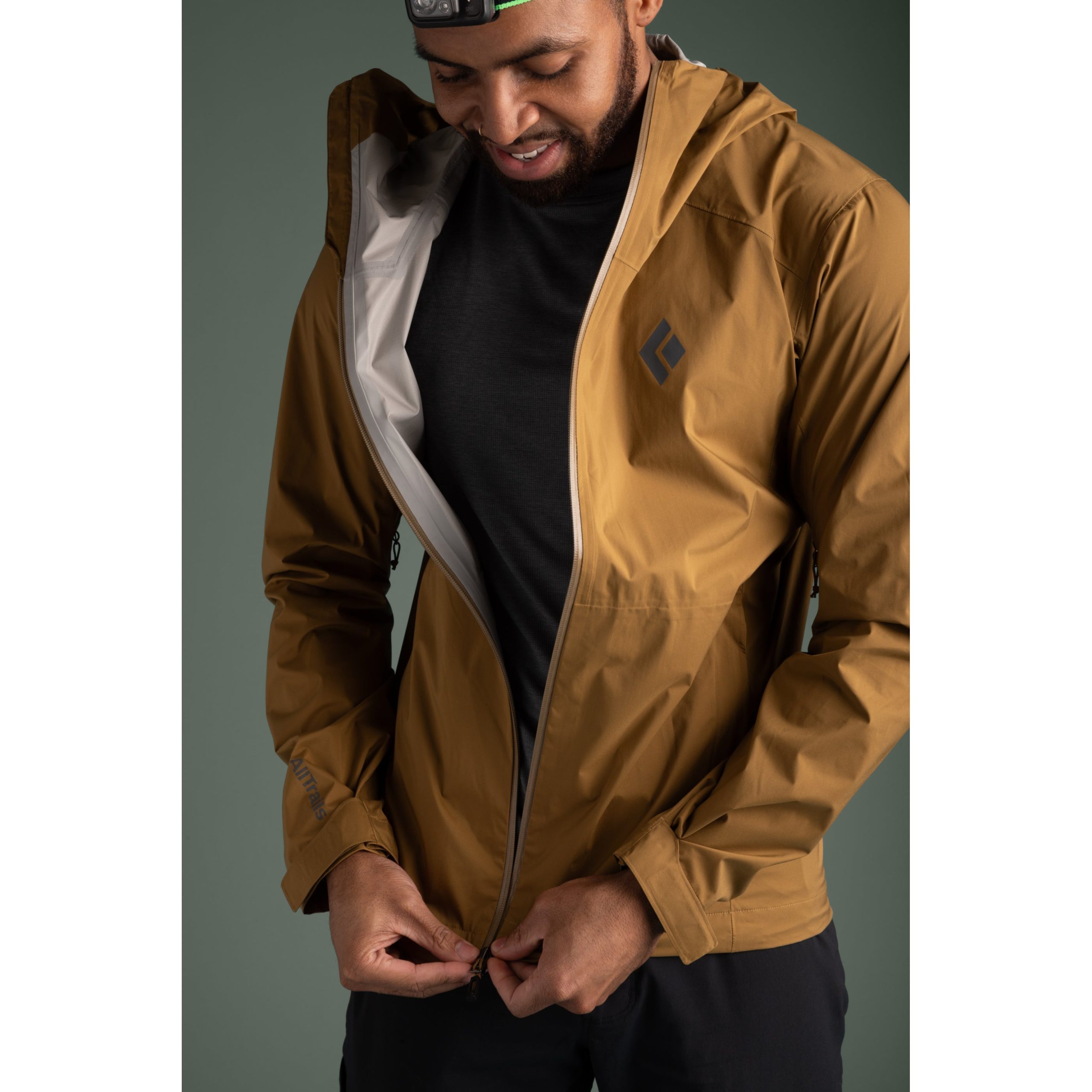 BD X AllTrails Men's Fineline Stretch Shell - Image 5